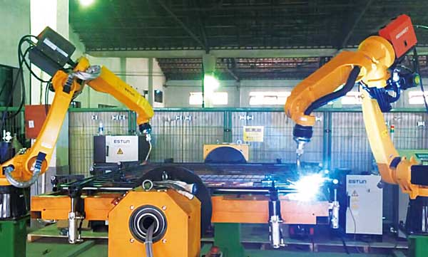 焊接机器人的分类及特点