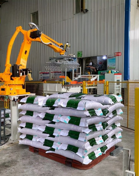 码垛机器人码垛饲料