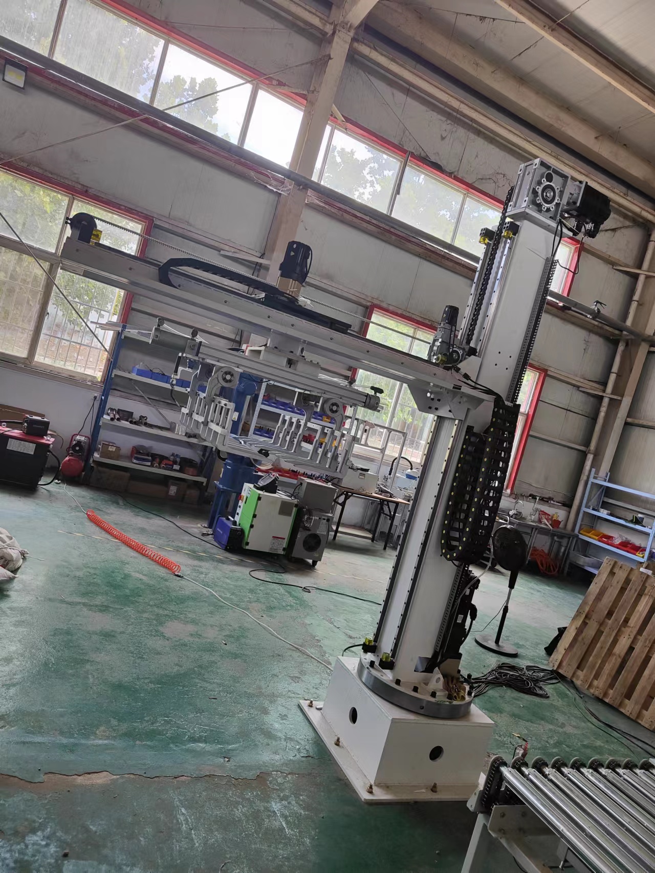 郑州北元袋装立柱式码垛机器人生产线